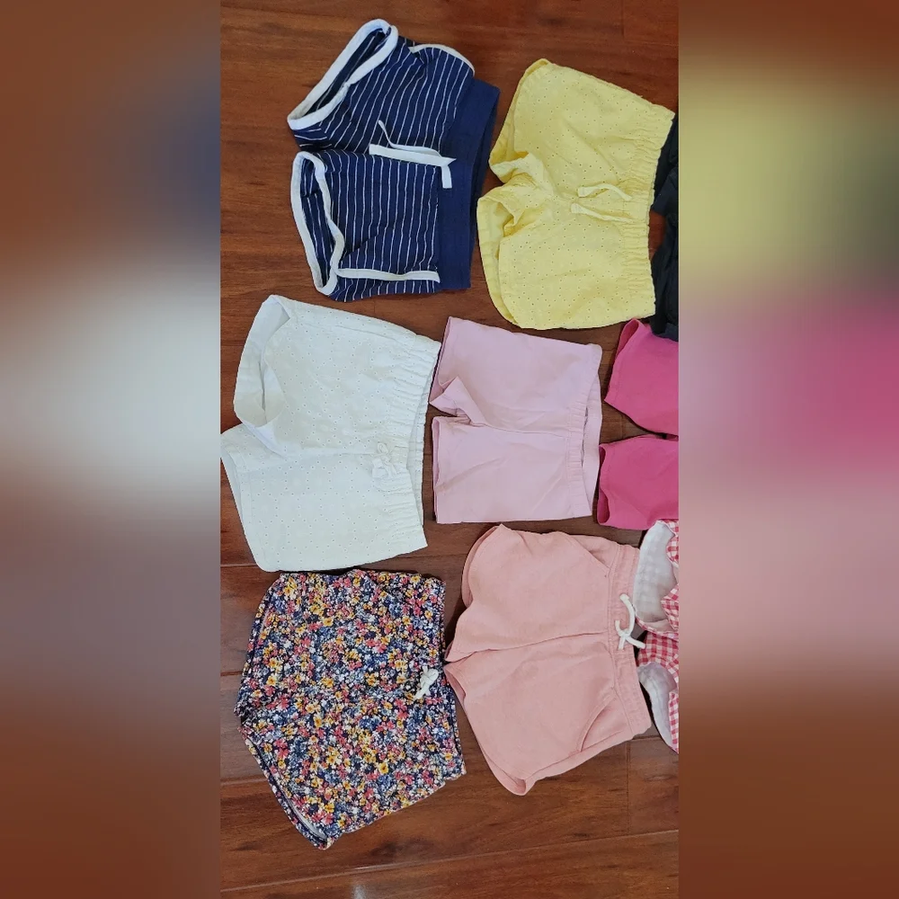 Girls shorts bundle - Picture 4 of 9